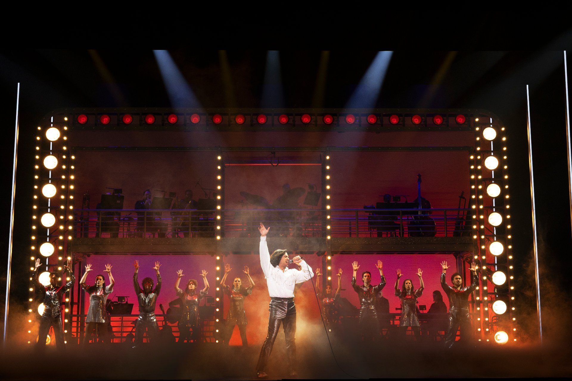 A Beautiful Noise: The Neil Diamond Musical